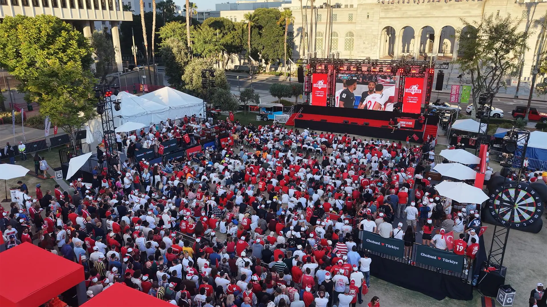 Ertuğrul Özkök'ün Turkish Vibe Zone İzlenimleri — 2