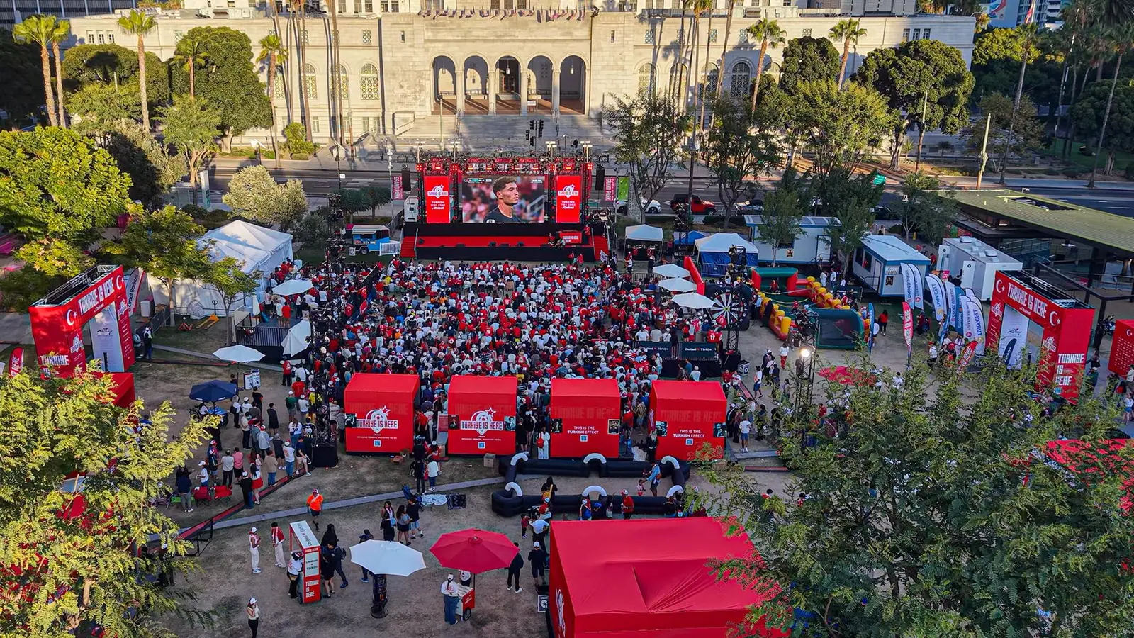 Ertuğrul Özkök'ün Turkish Vibe Zone İzlenimleri